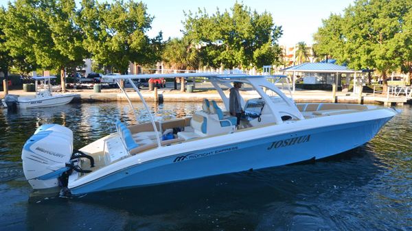 Midnight Express 37 Open