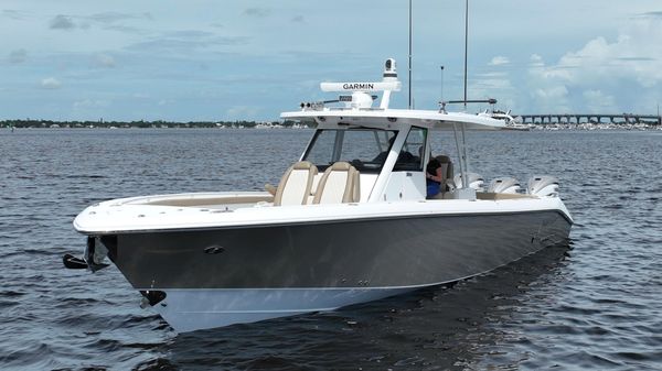 Everglades 395 CC