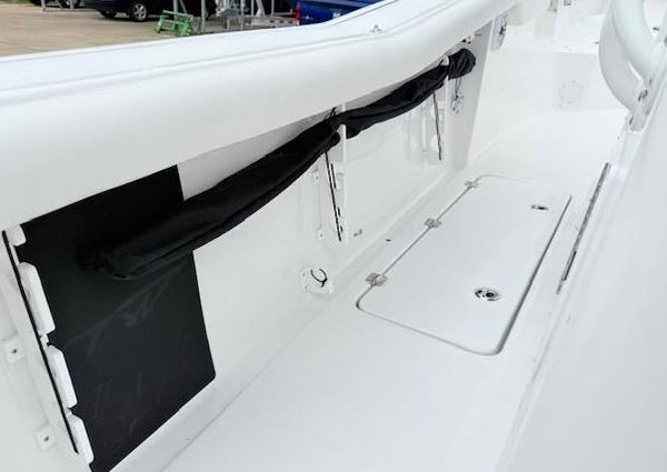 Tidewater 256-CC-ADVENTURE image