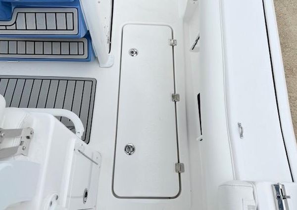 Tidewater 256-CC-ADVENTURE image