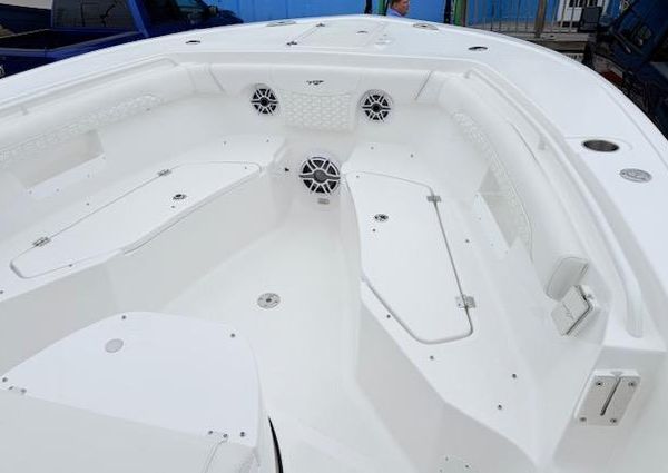 Tidewater 256-CC-ADVENTURE image