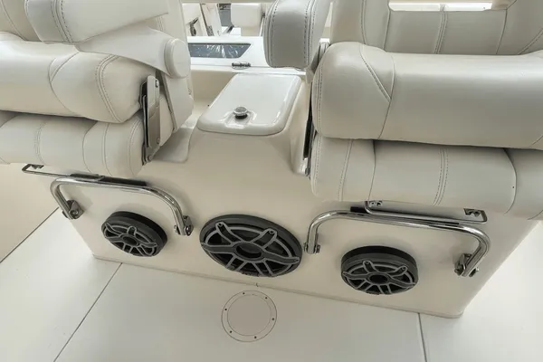 Grady-White Canyon 306 image