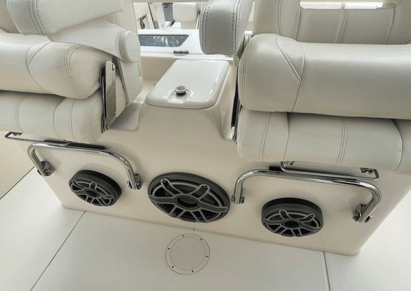 Grady-White Canyon 306 image