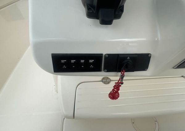 Grady-White Canyon 306 image