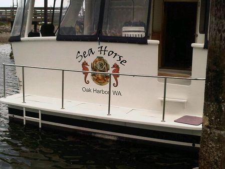 Custom Aluminum Pilothouse J Simpson image