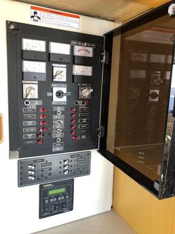 Custom Aluminum Pilothouse J Simpson image