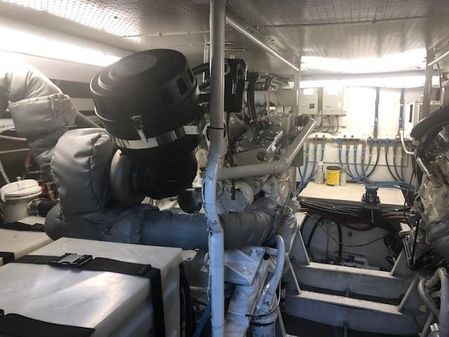 Custom Aluminum Pilothouse J Simpson image