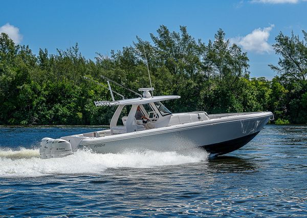 Intrepid 400 Center Console image