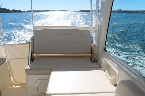 Boston Whaler 345 Conquest image