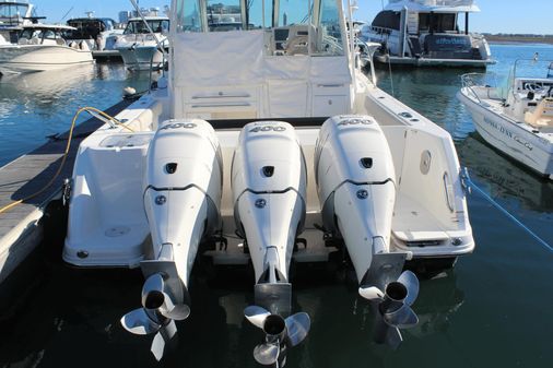 Boston Whaler 345 Conquest image