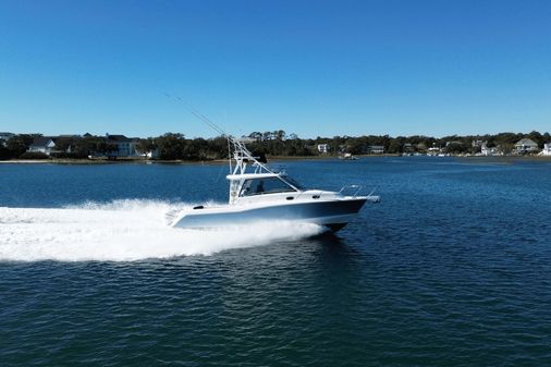 Boston Whaler 345 Conquest image