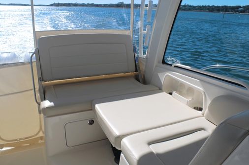 Boston Whaler 345 Conquest image