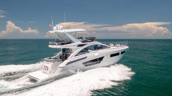Cruisers Yachts 60 Cantius 
