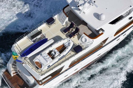 Outer-reef-yachts 800-MY image