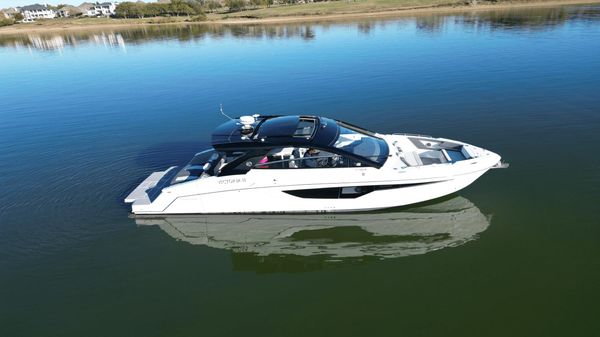 Cruisers Yachts 42 GLS