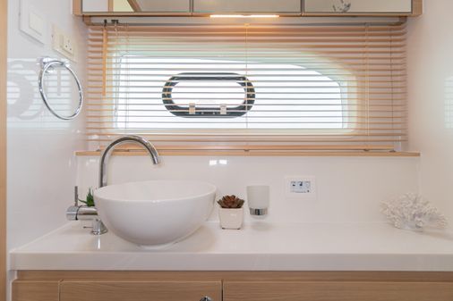 Aquila 44 Yacht image
