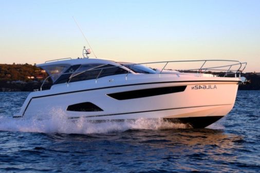 Sealine S330 image