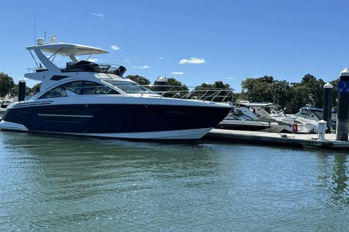 Cruisers Yachts 54 Cantius Fly image