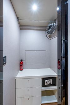 Absolute 68 NAVETTA image