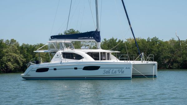 Leopard 44