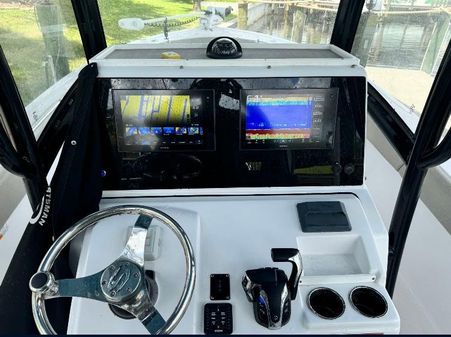 Sportsman OPEN-282-CENTER-CONSOLE image