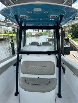 Sportsman Open 282 Center Console image