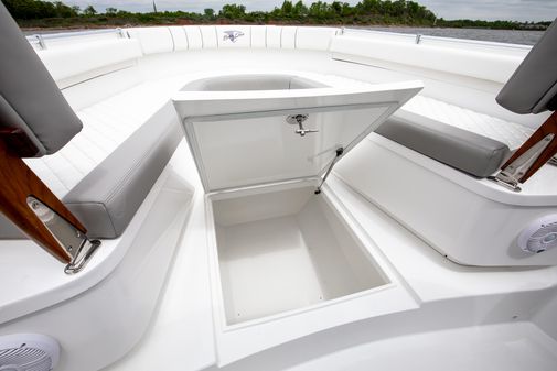 Buddy-davis 34-CENTER-CONSOLE image