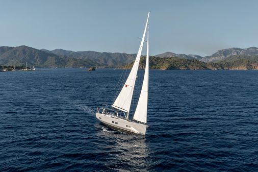 Hanse 588 image