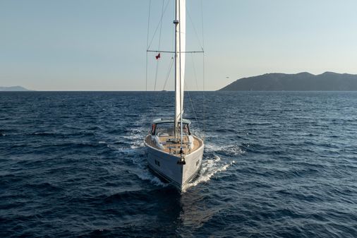 Hanse 588 image