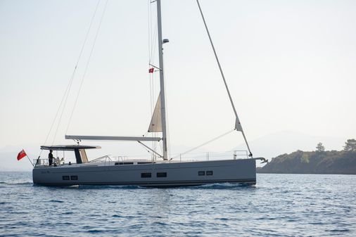 Hanse 588 image