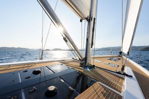 Hanse 588 image