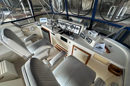 Chris-Craft 426 Catalina image