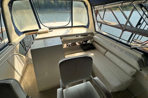Chris-Craft 426 Catalina image