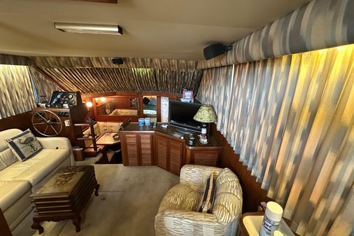 Chris-Craft 426 Catalina image