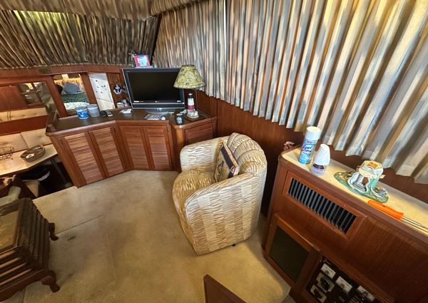 Chris-Craft 426 Catalina image