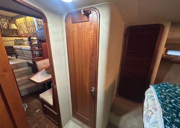 Chris-Craft 426 Catalina image