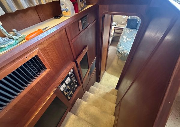 Chris-Craft 426 Catalina image