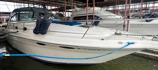 Sea Ray 330 Sundancer image