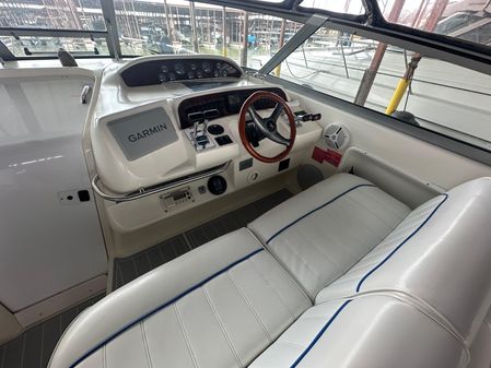 Sea Ray 330 Sundancer image