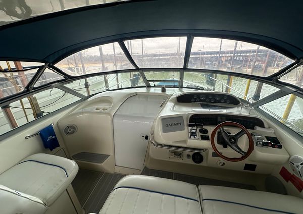 Sea Ray 330 Sundancer image