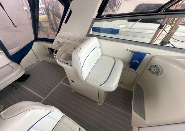 Sea Ray 330 Sundancer image
