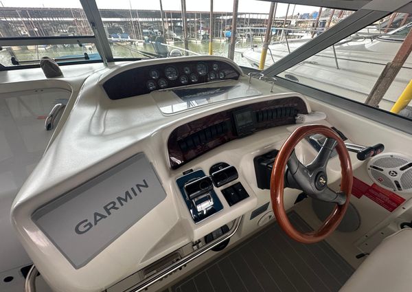 Sea Ray 330 Sundancer image