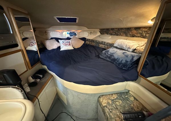 Sea Ray 330 Sundancer image