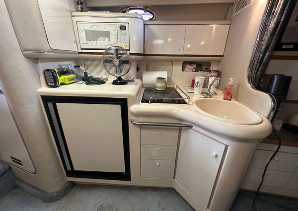 Sea Ray 330 Sundancer image
