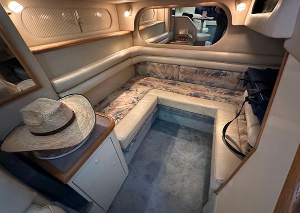 Sea Ray 330 Sundancer image