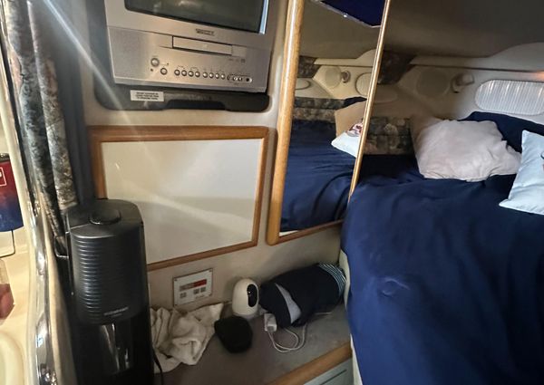 Sea Ray 330 Sundancer image