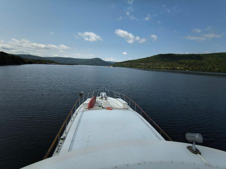 Bertram 58 Flybridge Motor Yacht image