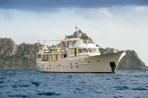 Feadship De Vries image