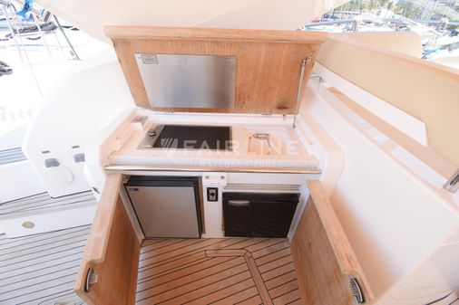 Fairline TARGA-44 image