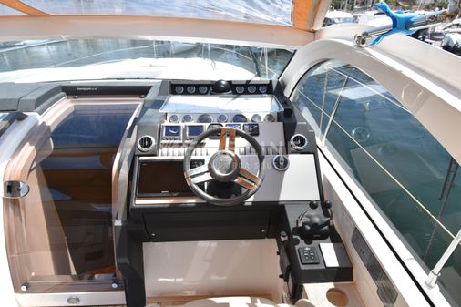 Fairline TARGA-44 image